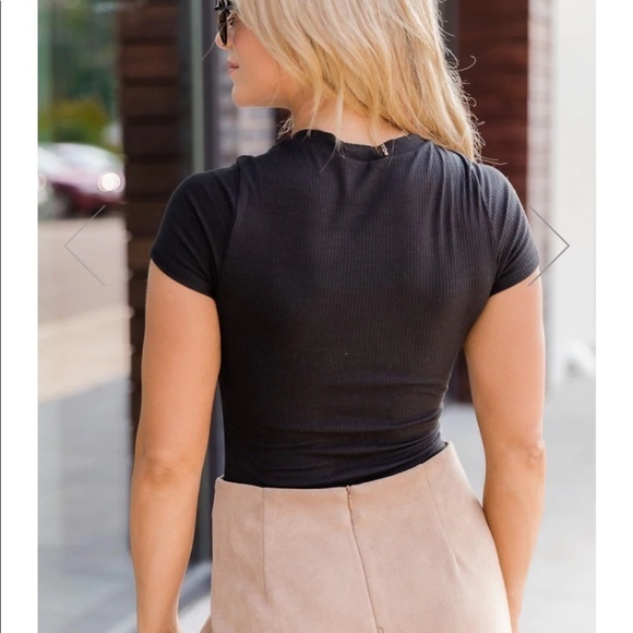 NWT Pink Lily Listen To Your Heart Black Bodysuit - Picture 4 of 6